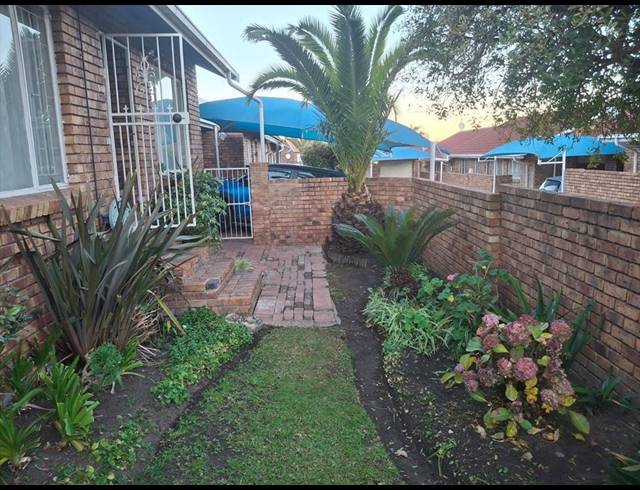 3 BEDROOM APARTMENT FOR SALE IN NORKEM PARK